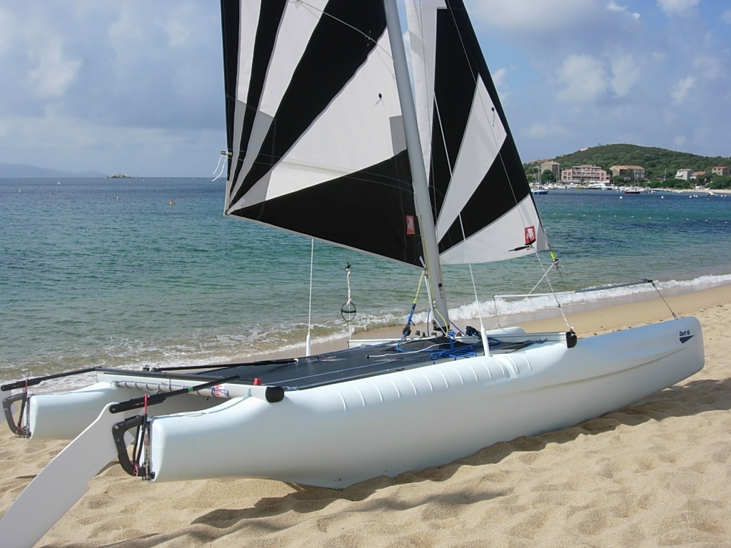 france catamaran dart 16